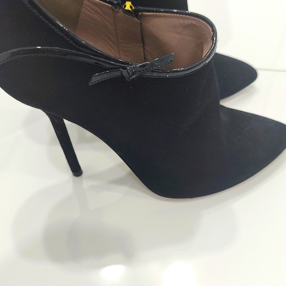 Gucci Booties (Black) - Picture 1 of 4